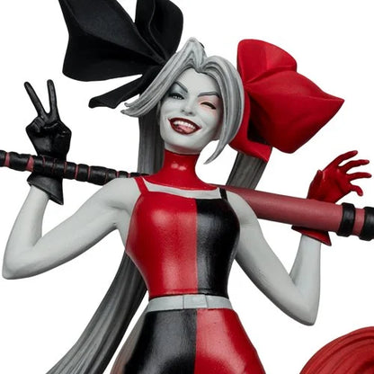 McFarlane Toys - DC Direct - 1:10 Scale Resin Statue - Harley Quinn by Alex Garner (Harley Quinn: Red, White & Black)