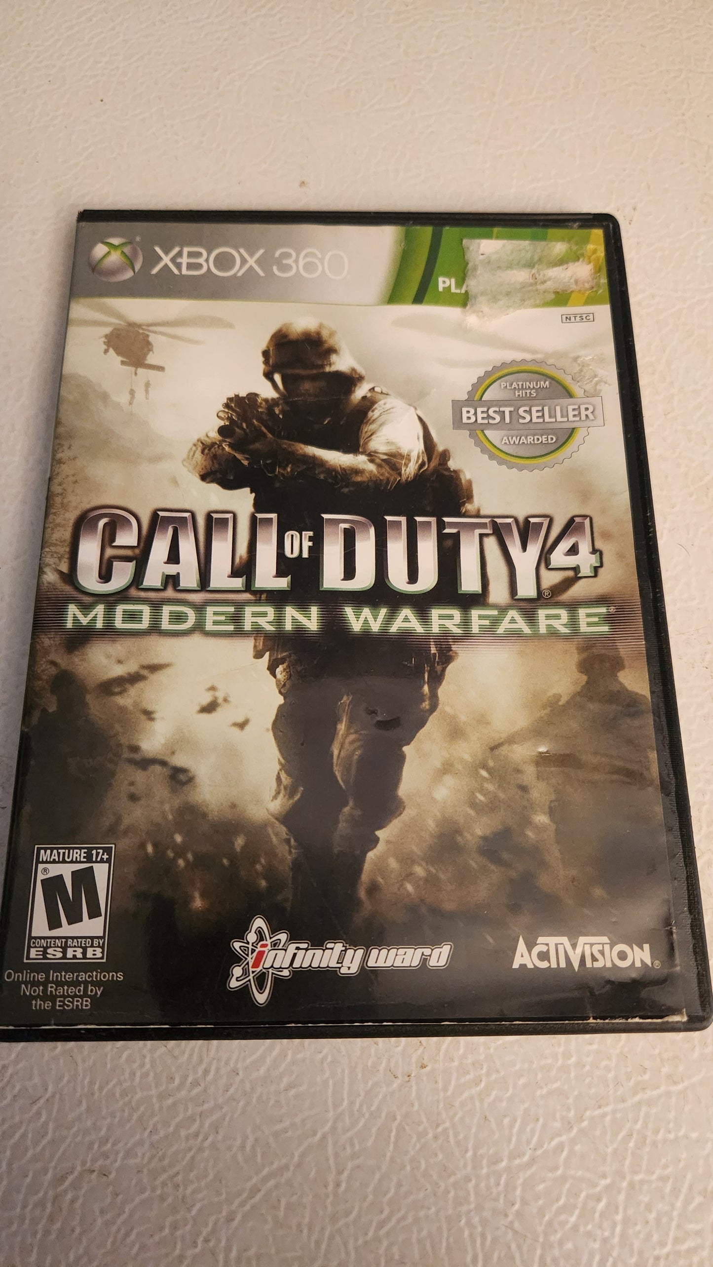 Call of Duty 4: Modern Warfare -- Platinum Hits (Xbox 360, 2010) NO MANUAL